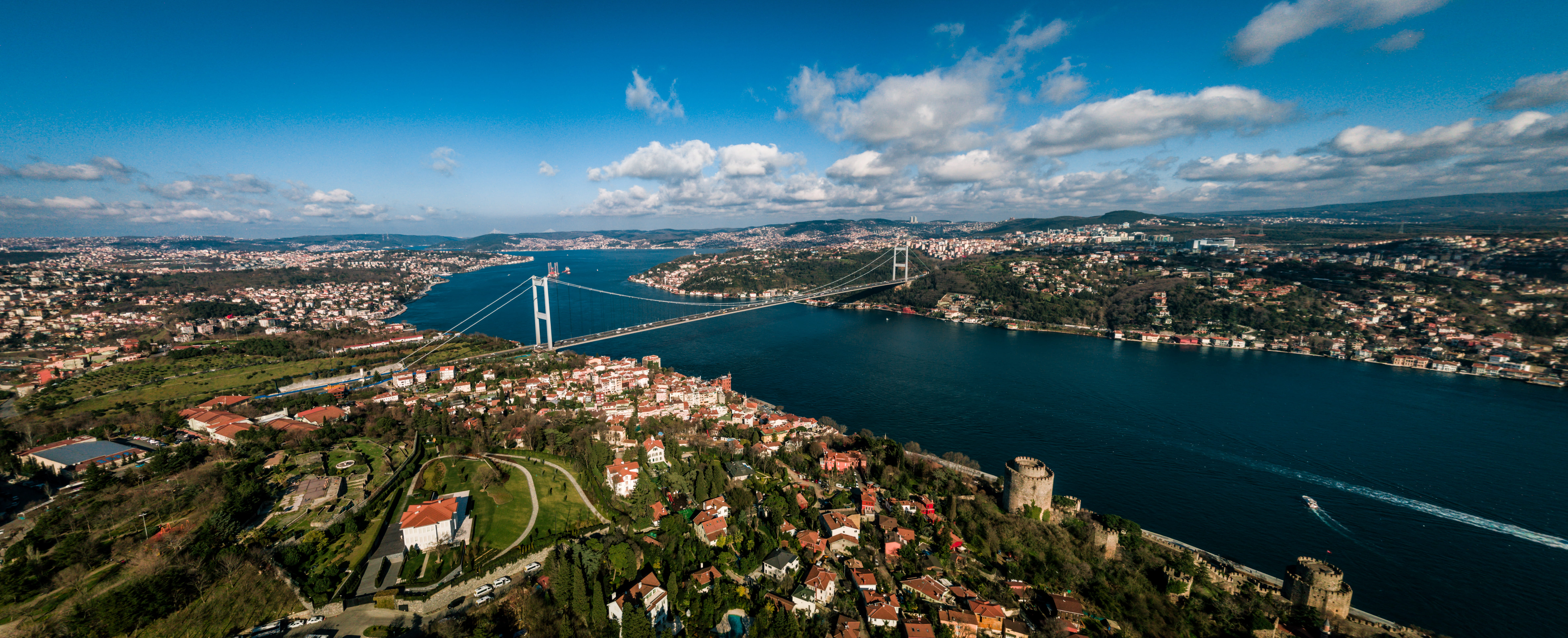 IST depot location shutterstock_1115616884